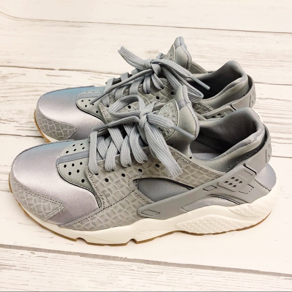 NEW Nike Air Huarache Run Premium Wolf Grey sz 8 - Picture 3 of 8